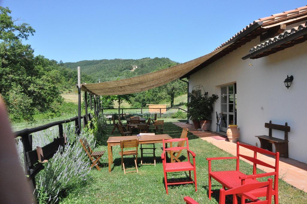 Hotel Agriturismo L'Oca Blu Gubbio Exterior foto