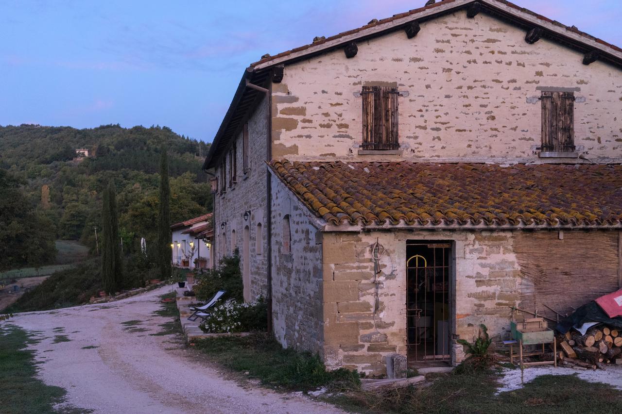 Hotel Agriturismo L'Oca Blu Gubbio Exterior foto